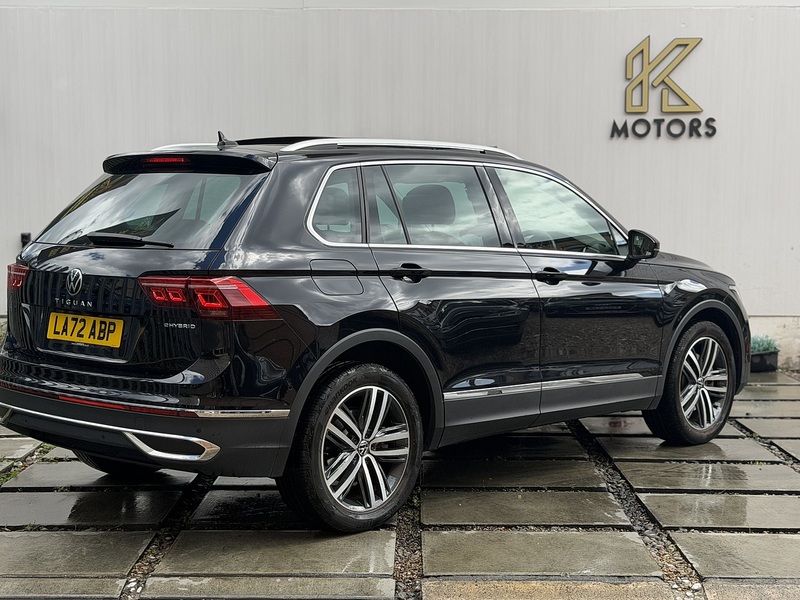 Volkswagen Tiguan 1.4 TSI 13kWh Elegance SUV 5dr Petrol Plug-in Hybrid DSG Euro 6 (s/s) (245 ps) - U716