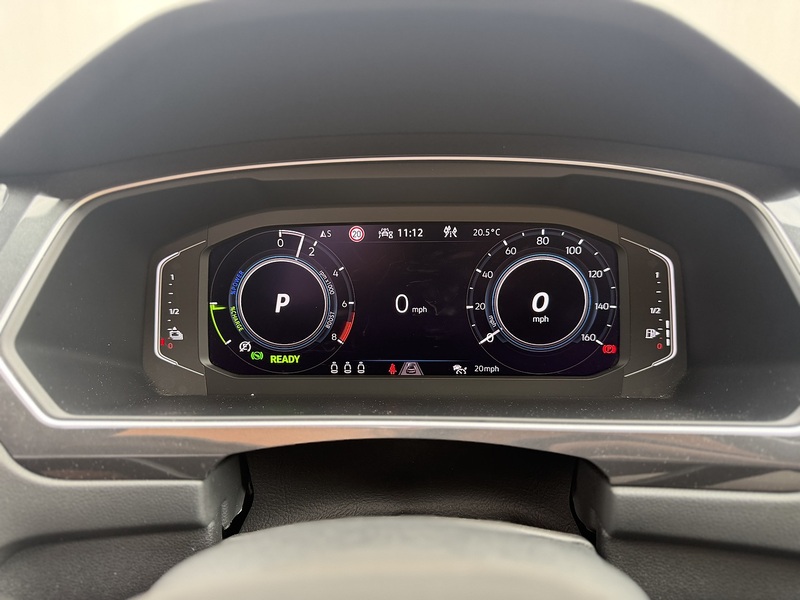 Volkswagen Tiguan 1.4 TSI 13kWh Elegance SUV 5dr Petrol Plug-in Hybrid DSG Euro 6 (s/s) (245 ps) - U716