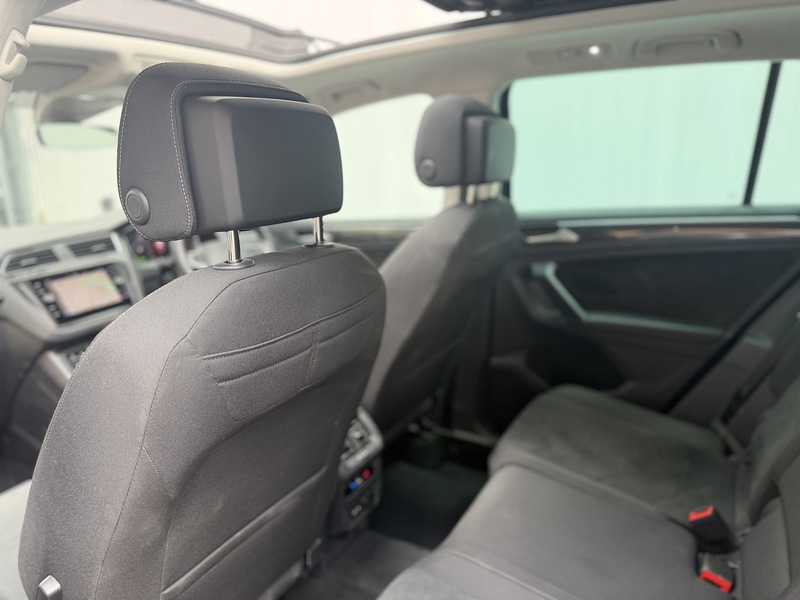 Volkswagen Tiguan 1.4 TSI 13kWh Elegance SUV 5dr Petrol Plug-in Hybrid DSG Euro 6 (s/s) (245 ps) - U716