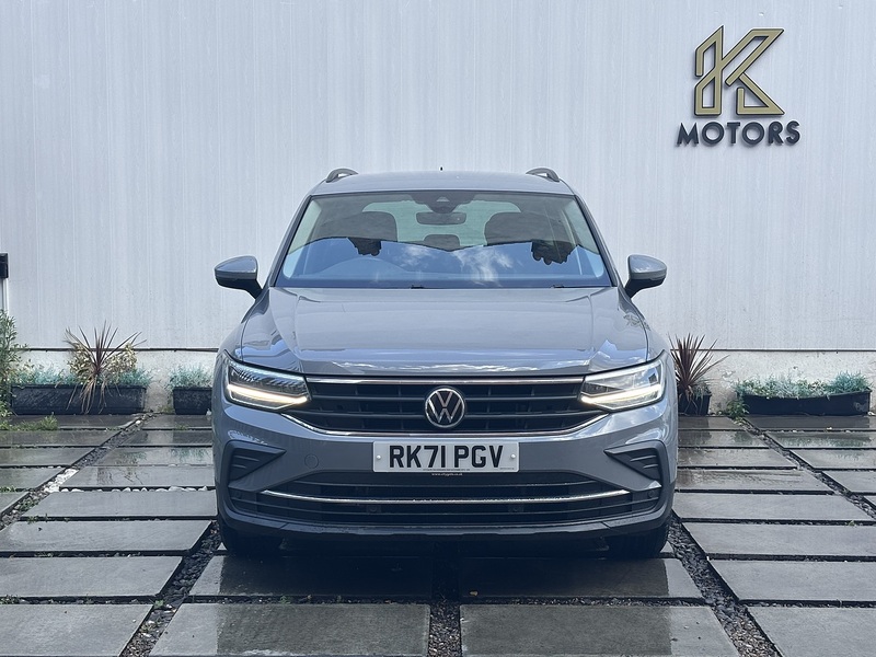 Volkswagen Tiguan 1.5 TSI Active SUV 5dr Petrol DSG Euro 6 (s/s) (150 ps) - U717