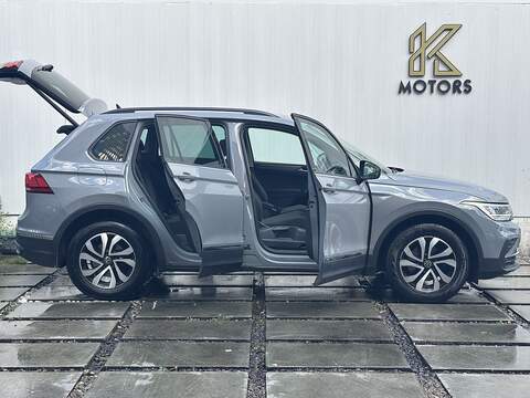 Volkswagen Tiguan 1.5 TSI Active SUV 5dr Petrol DSG Euro 6 (s/s) (150 ps) - U717