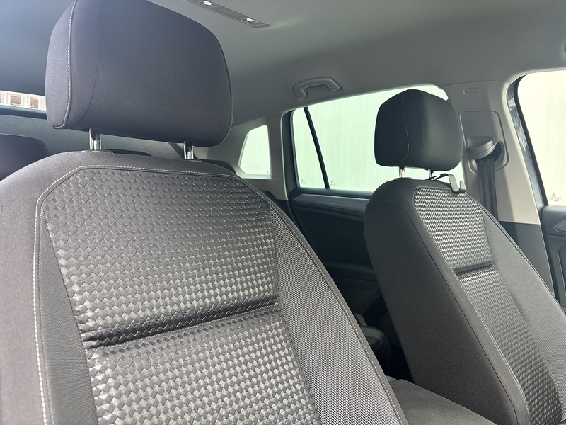 Volkswagen Tiguan 1.5 TSI Active SUV 5dr Petrol DSG Euro 6 (s/s) (150 ps) - U717