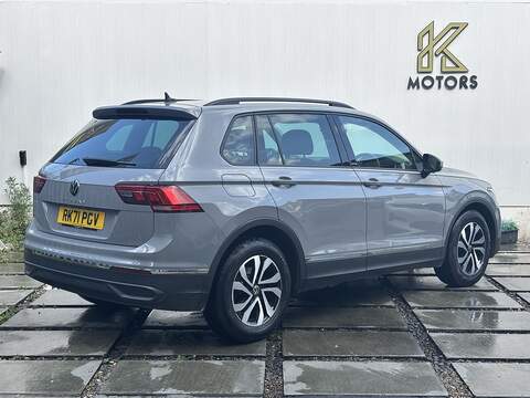 Volkswagen Tiguan 1.5 TSI Active SUV 5dr Petrol DSG Euro 6 (s/s) (150 ps) - U717