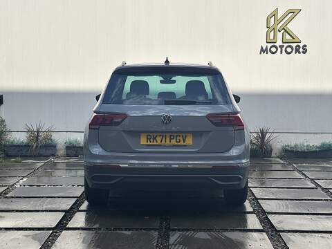 Volkswagen Tiguan 1.5 TSI Active SUV 5dr Petrol DSG Euro 6 (s/s) (150 ps) - U717