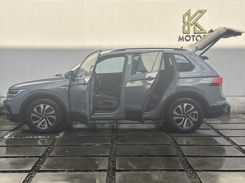 Volkswagen Tiguan 1.5 TSI Active SUV 5dr Petrol DSG Euro 6 (s/s) (150 ps) - U717