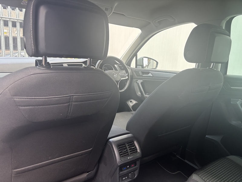 Volkswagen Tiguan 1.5 TSI Active SUV 5dr Petrol DSG Euro 6 (s/s) (150 ps) - U717