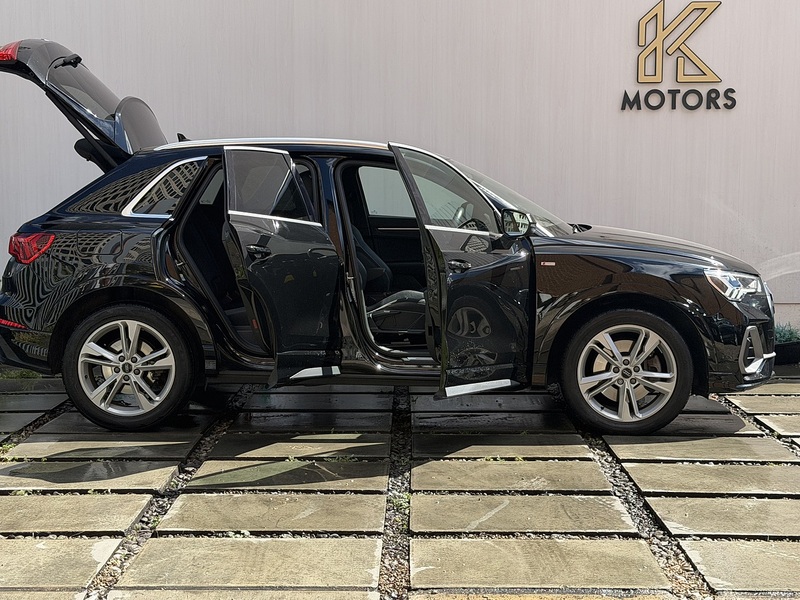 Audi Q3 2.0 TFSI 40 S line SUV 5dr Petrol S Tronic quattro Euro 6 (s/s) (190 ps) - U718