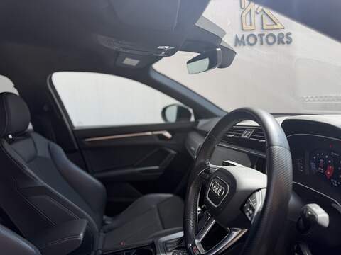 Audi Q3 2.0 TFSI 40 S line SUV 5dr Petrol S Tronic quattro Euro 6 (s/s) (190 ps) - U718