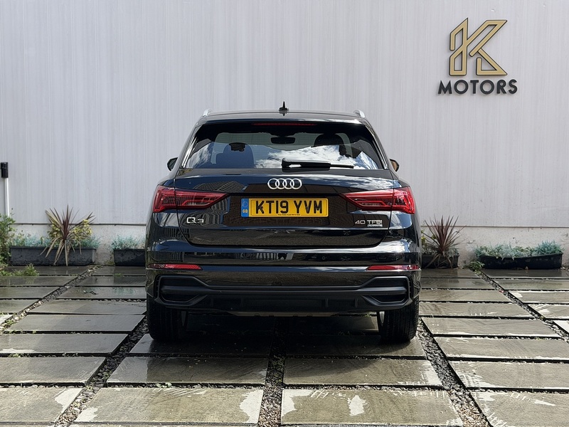 Audi Q3 2.0 TFSI 40 S line SUV 5dr Petrol S Tronic quattro Euro 6 (s/s) (190 ps) - U718
