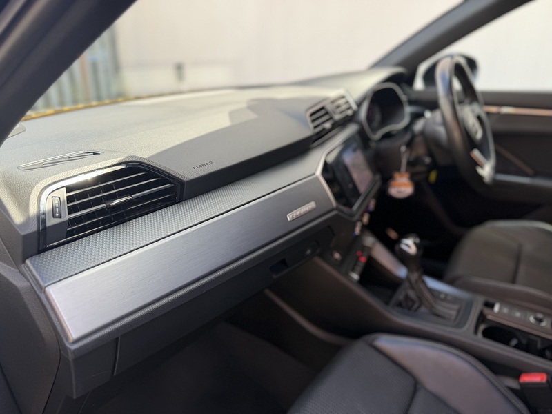 Audi Q3 2.0 TFSI 40 S line SUV 5dr Petrol S Tronic quattro Euro 6 (s/s) (190 ps) - U718