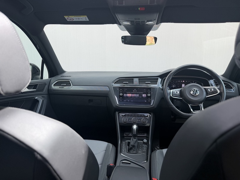 Volkswagen Tiguan 1.5 TSI EVO R-Line Tech SUV 5dr Petrol DSG Euro 6 (s/s) (150 ps) - U723