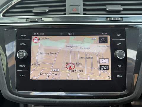 Volkswagen Tiguan 1.5 TSI EVO R-Line Tech SUV 5dr Petrol DSG Euro 6 (s/s) (150 ps) - U723