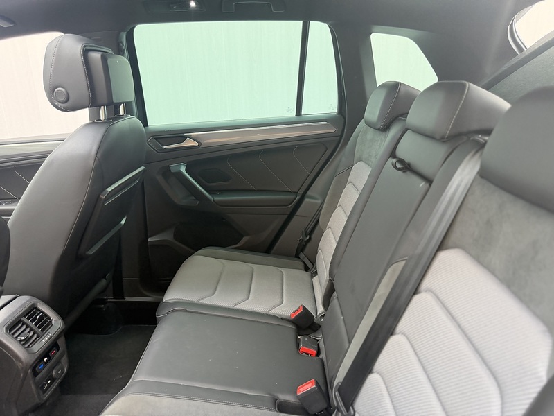 Volkswagen Tiguan 1.5 TSI EVO R-Line Tech SUV 5dr Petrol DSG Euro 6 (s/s) (150 ps) - U723