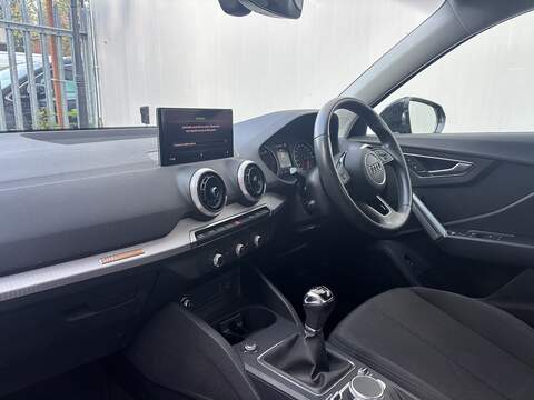 Audi Q2 1.0 TFSI 30 Technik SUV 5dr Petrol Manual Euro 6 (s/s) (110 ps) - U728