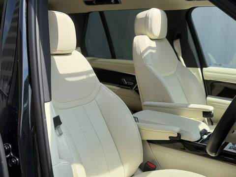 Land Rover Range Rover 3.0 P400 MHEV HSE SUV 5dr Petrol Auto 4WD Euro 6 (s/s) (400 ps) - U731
