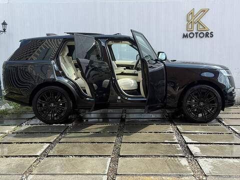 Land Rover Range Rover 3.0 P400 MHEV HSE SUV 5dr Petrol Auto 4WD Euro 6 (s/s) (400 ps) - U731