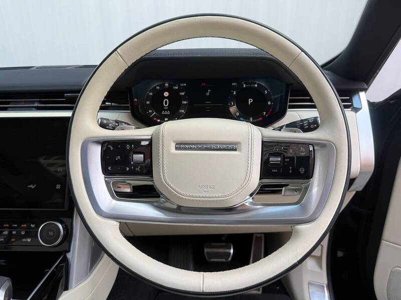 Land Rover Range Rover 3.0 P400 MHEV HSE SUV 5dr Petrol Auto 4WD Euro 6 (s/s) (400 ps) - U731