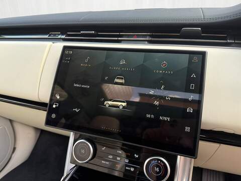 Land Rover Range Rover 3.0 P400 MHEV HSE SUV 5dr Petrol Auto 4WD Euro 6 (s/s) (400 ps) - U731