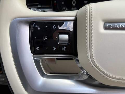 Land Rover Range Rover 3.0 P400 MHEV HSE SUV 5dr Petrol Auto 4WD Euro 6 (s/s) (400 ps) - U731