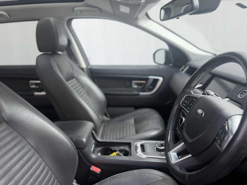 Land Rover Discovery Sport TD4 HSE Luxury - U734