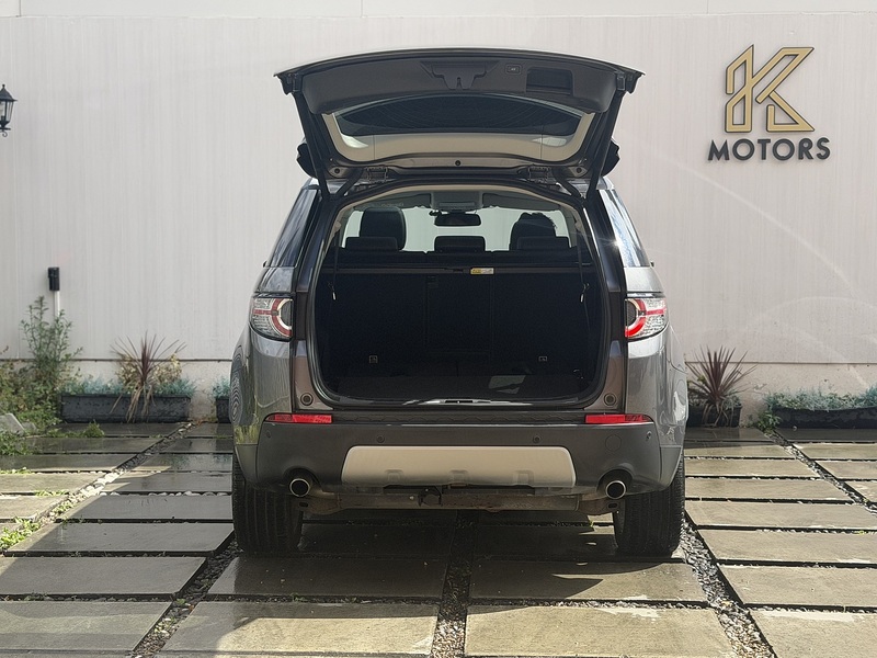 Land Rover Discovery Sport TD4 HSE Luxury - U734