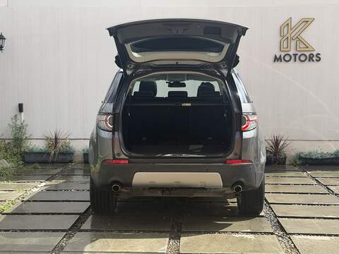 Land Rover Discovery Sport TD4 HSE Luxury - U734