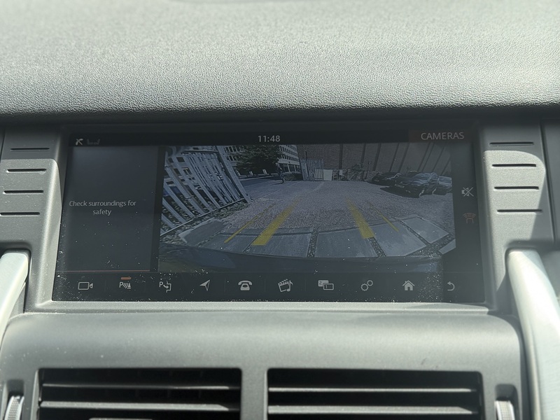 Land Rover Discovery Sport TD4 HSE Luxury - U734