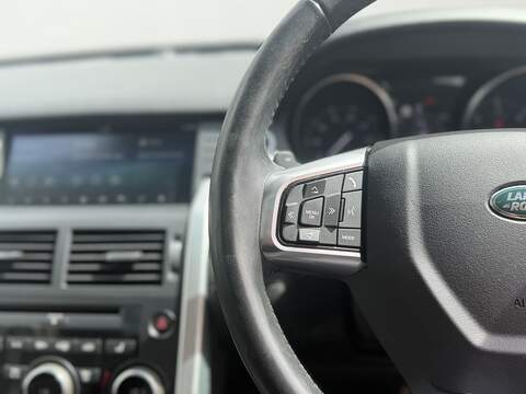 Land Rover Discovery Sport TD4 HSE Luxury - U734