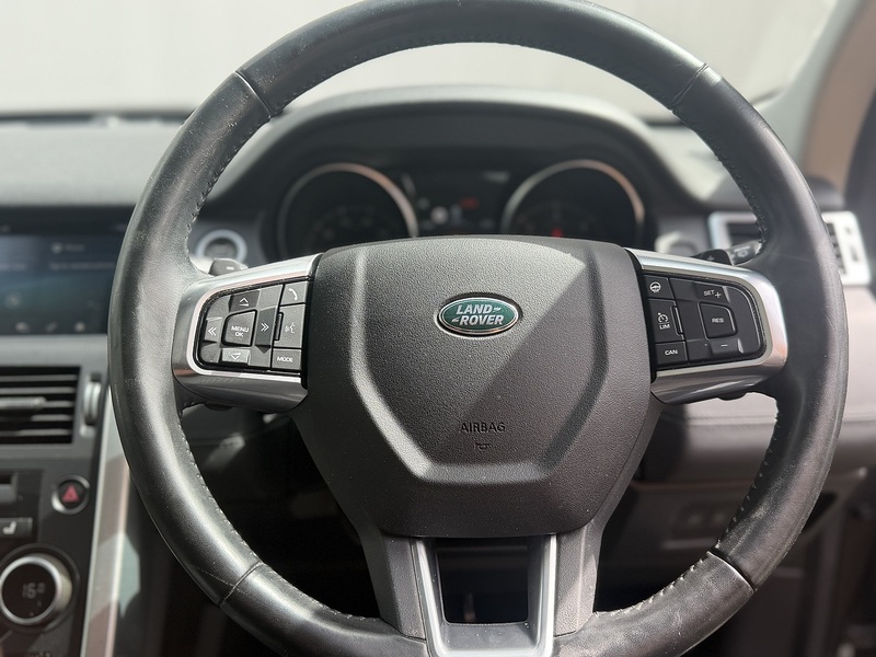 Land Rover Discovery Sport TD4 HSE Luxury - U734
