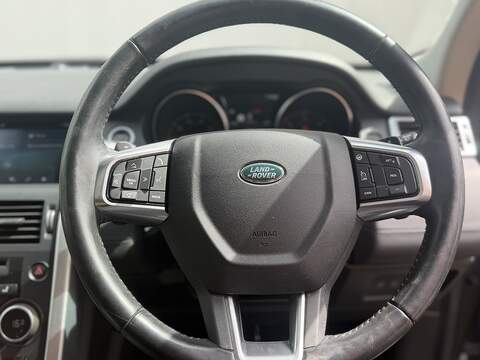 Land Rover Discovery Sport TD4 HSE Luxury - U734