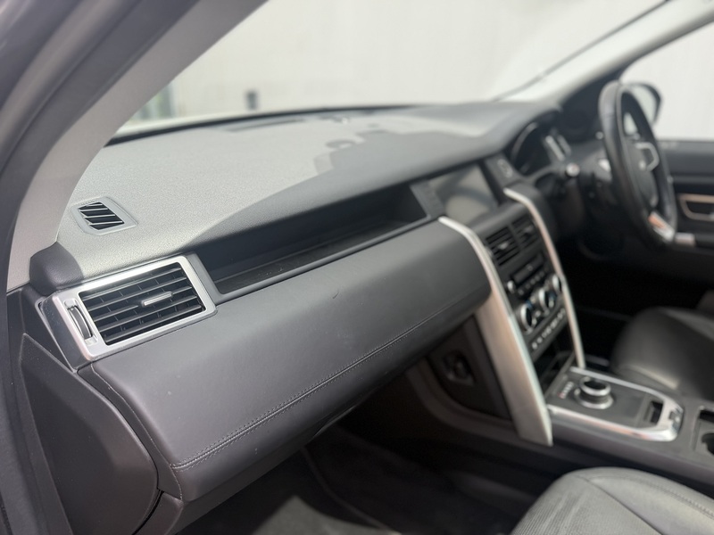 Land Rover Discovery Sport TD4 HSE Luxury - U734