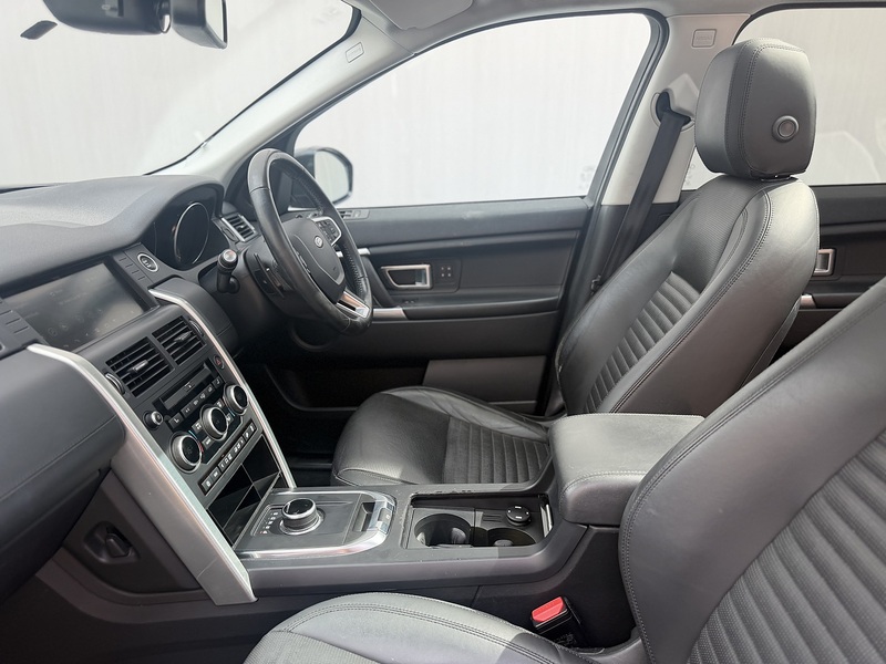 Land Rover Discovery Sport TD4 HSE Luxury - U734
