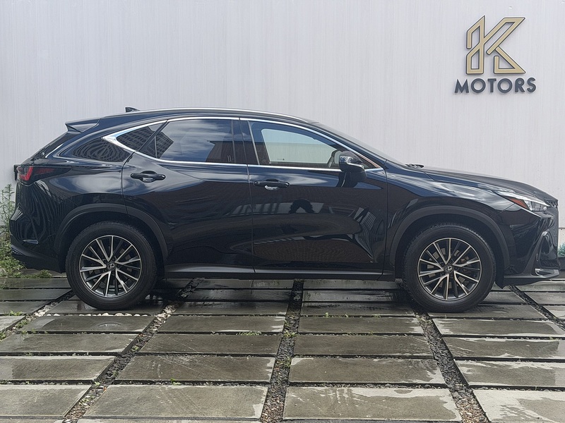 Lexus NX 2.5 350h SUV 5dr Petrol Hybrid E-CVT 4WD Euro 6 (s/s) (245 ps) - U735