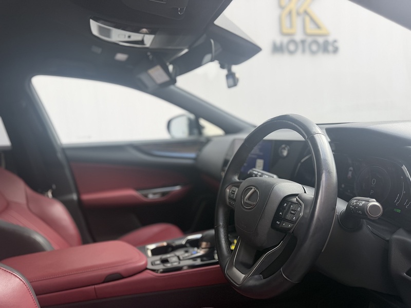 Lexus NX 2.5 350h SUV 5dr Petrol Hybrid E-CVT 4WD Euro 6 (s/s) (245 ps) - U735