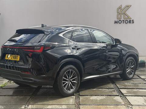 Lexus NX 2.5 350h SUV 5dr Petrol Hybrid E-CVT 4WD Euro 6 (s/s) (245 ps) - U735