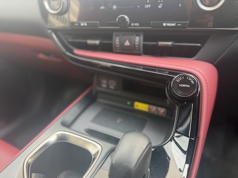 Lexus NX 2.5 350h SUV 5dr Petrol Hybrid E-CVT 4WD Euro 6 (s/s) (245 ps) - U735