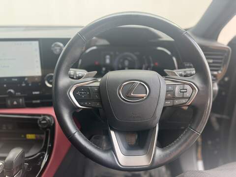 Lexus NX 2.5 350h SUV 5dr Petrol Hybrid E-CVT 4WD Euro 6 (s/s) (245 ps) - U735