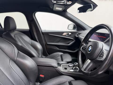 BMW 1 Series 1.5 118i M Sport Hatchback 5dr Petrol DCT Euro 6 (s/s) (140 ps) - U756