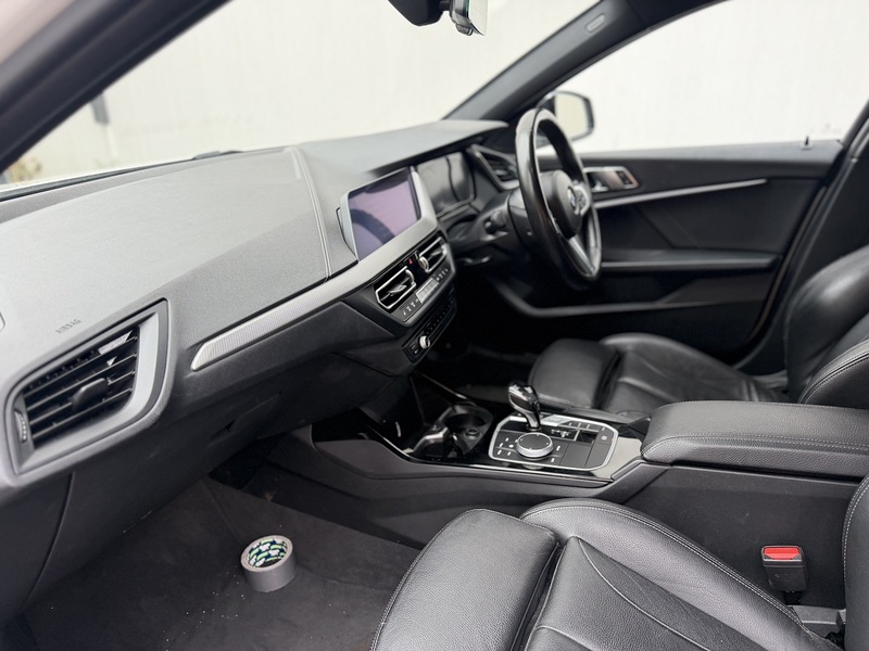 BMW 1 Series 1.5 118i M Sport Hatchback 5dr Petrol DCT Euro 6 (s/s) (140 ps) - U756
