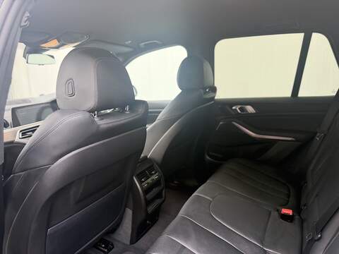 BMW X5 3.0 45e 24kWh M Sport SUV 5dr Petrol Plug-in Hybrid Auto xDrive Euro 6 (s/s) (394 ps) - U758