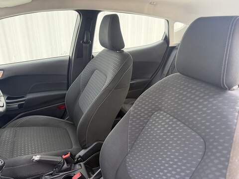 Ford Fiesta 1.1 Ti-VCT Zetec Hatchback 5dr Petrol Manual Euro 6 (s/s) (85 ps) - U781
