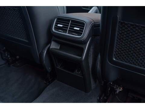 Mercedes-Benz GLE 2.0 GLE350de 31.2kWh AMG Line (Premium Plus) SUV 5dr Diesel Plug-in Hybrid G-Tronic 4MATIC Euro 6 - U88