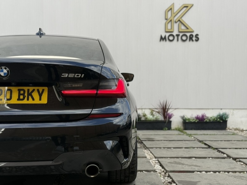 BMW 3 Series 2.0 320i M Sport Saloon 4dr Petrol Auto Euro 6 (s/s) (184 ps) - U91