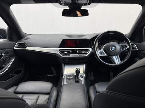 BMW 3 Series 2.0 320i M Sport Saloon 4dr Petrol Auto Euro 6 (s/s) (184 ps) - U91