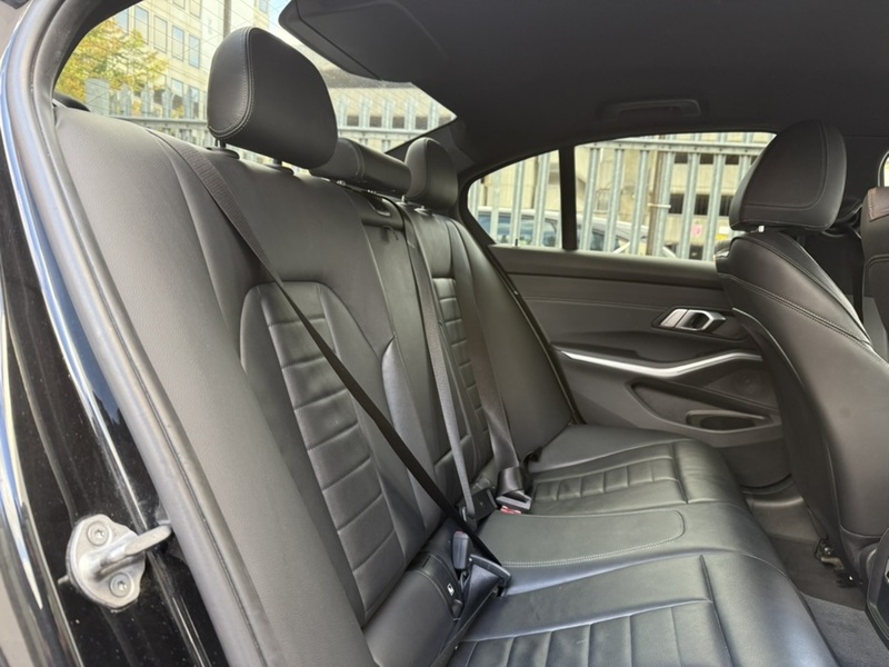 BMW 3 Series 2.0 320i M Sport Saloon 4dr Petrol Auto Euro 6 (s/s) (184 ps) - U91