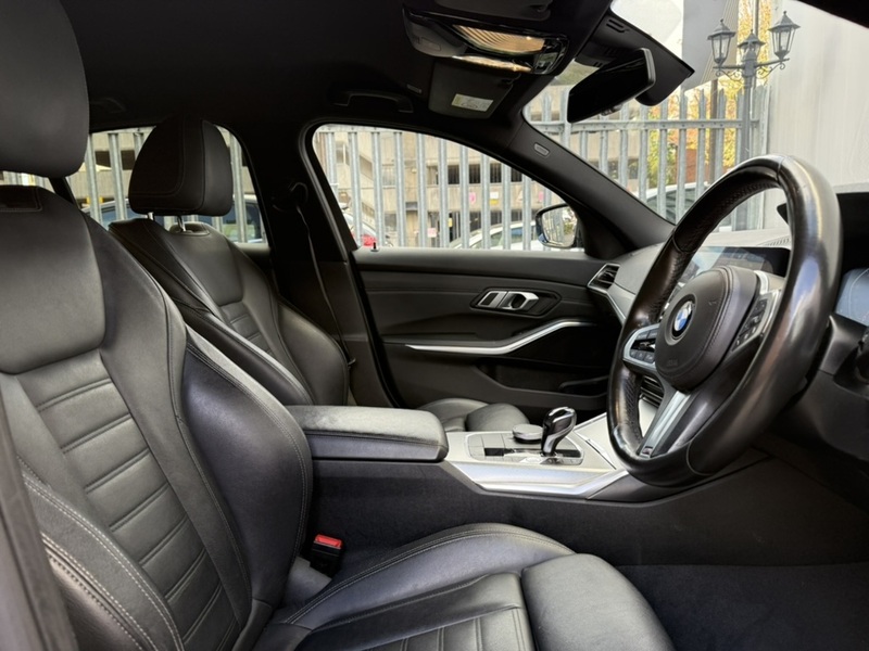 BMW 3 Series 2.0 320i M Sport Saloon 4dr Petrol Auto Euro 6 (s/s) (184 ps) - U91