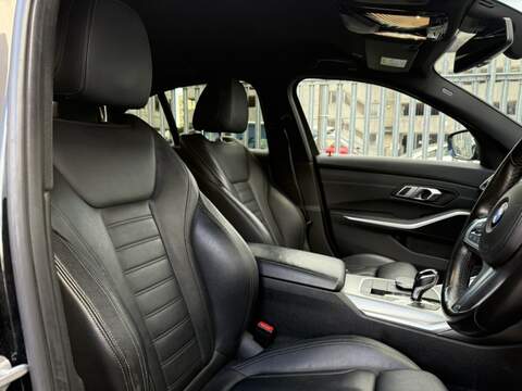 BMW 3 Series 2.0 320i M Sport Saloon 4dr Petrol Auto Euro 6 (s/s) (184 ps) - U91