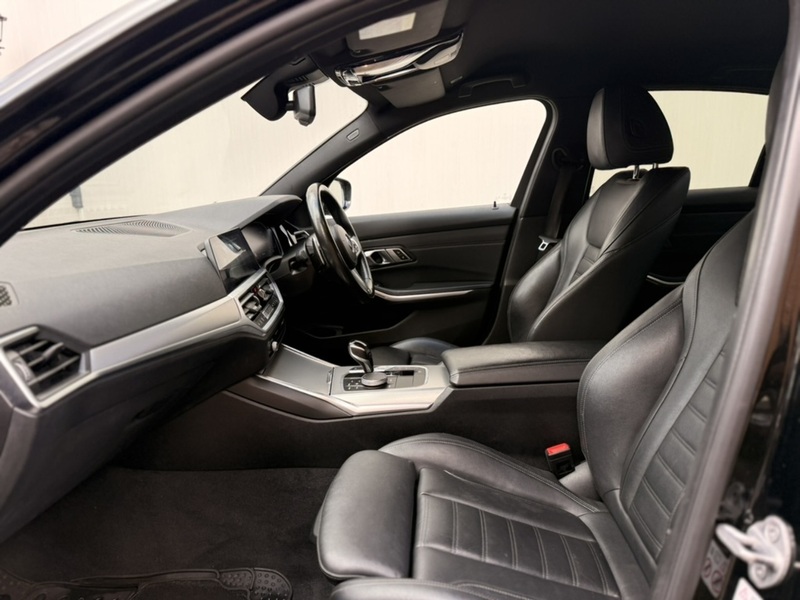 BMW 3 Series 2.0 320i M Sport Saloon 4dr Petrol Auto Euro 6 (s/s) (184 ps) - U91