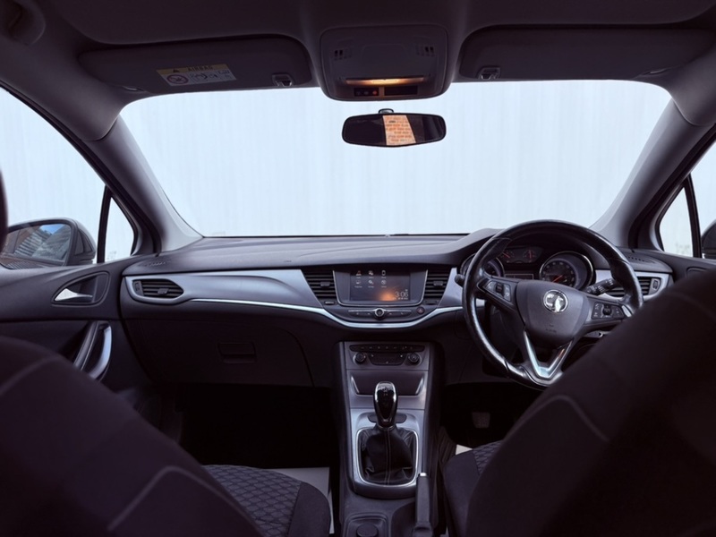 Vauxhall Astra 1.0i Turbo ecoFLEX Energy Hatchback 5dr Petrol Manual Euro 6 (s/s) (105 ps) - U92