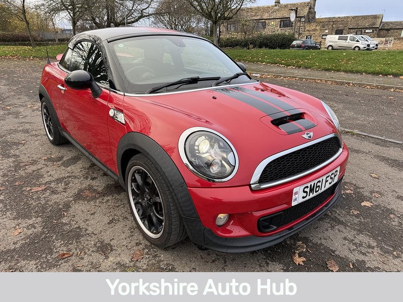 2011 COOPER S COUPE 1 MANUAL PETROL SERVICED AND 12 MONTHS MOT 2011 49,850... photo